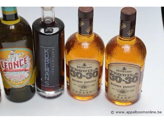 6 flessen sterke drank - afbeelding 3 van  3