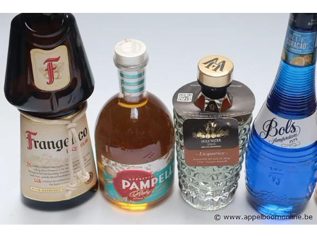6 flessen sterke drank - afbeelding 2 van  2