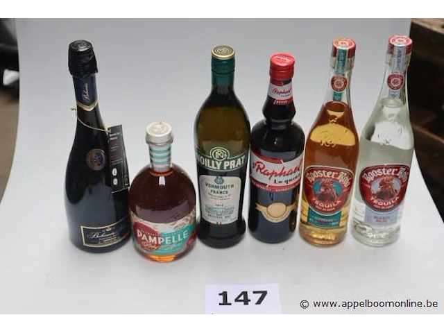 6 flessen sterke drank - afbeelding 1 van  3