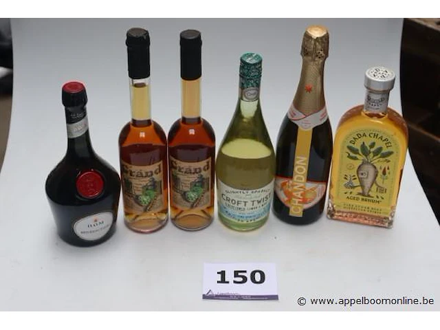 6 flessen sterke drank - afbeelding 1 van  3