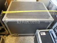 6 flightcases en inhoud - afbeelding 9 van  10