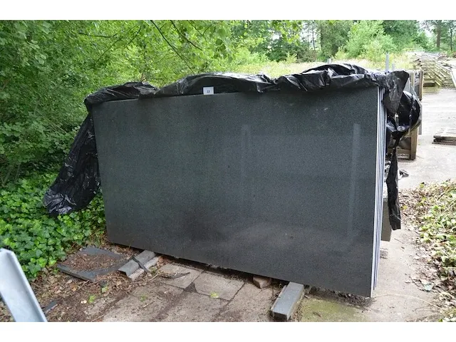6 granieten platen gepolierd blauw 245x135x3 (19,85m2) - afbeelding 1 van  6