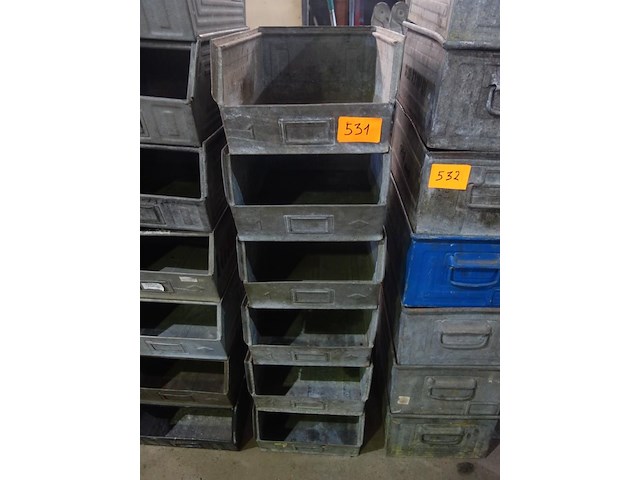 6 grote metalen bakken - afbeelding 1 van  3