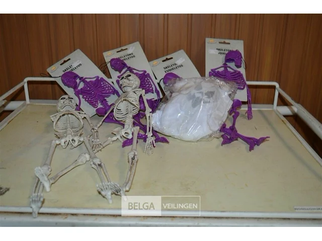 6 halloween geraamte en 1 spook - afbeelding 1 van  4
