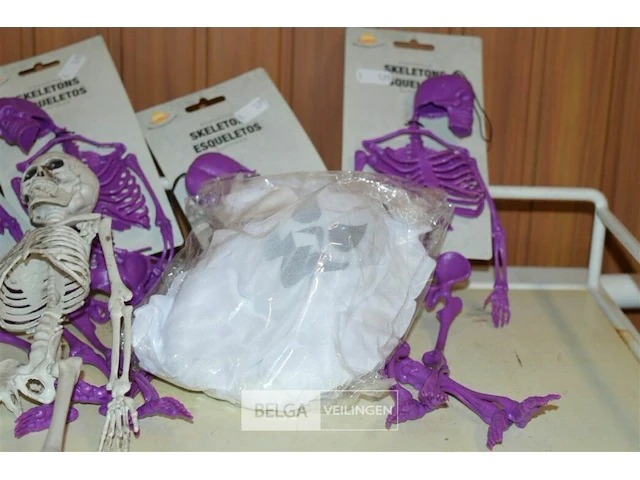 6 halloween geraamte en 1 spook - afbeelding 2 van  4