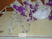 6 halloween geraamte en 1 spook - afbeelding 4 van  4