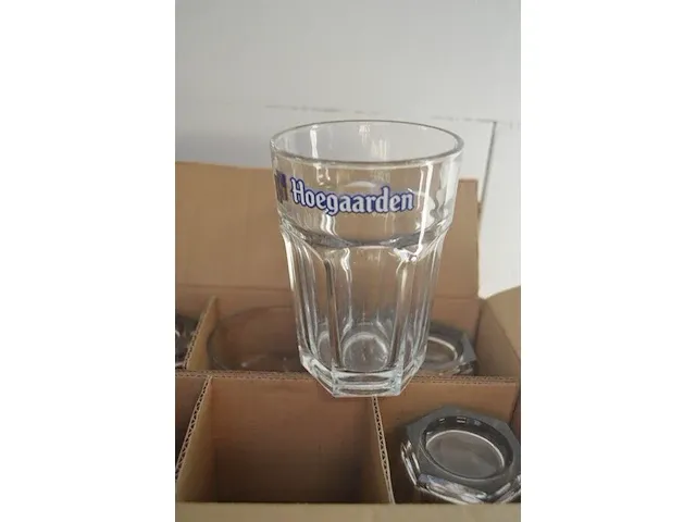 6 hoegaarden glazen in doos - afbeelding 3 van  3