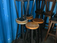 6 houten barkrukken - afbeelding 1 van  6