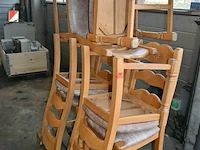 6 houten stoelen - afbeelding 1 van  4