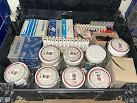 6 koffers met inhoud - afbeelding 3 van  5