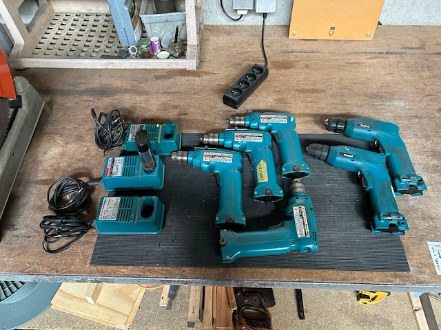 6 makita accu schroefmachines - afbeelding 1 van  10