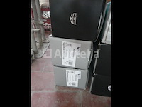 6 mengers - afbeelding 1 van  5