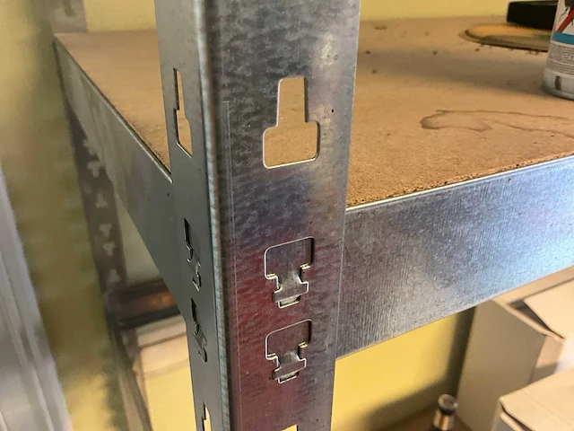 6 metalen opbergrekken - afbeelding 4 van  8