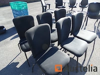6 moderne zwarte stoelen - afbeelding 5 van  6