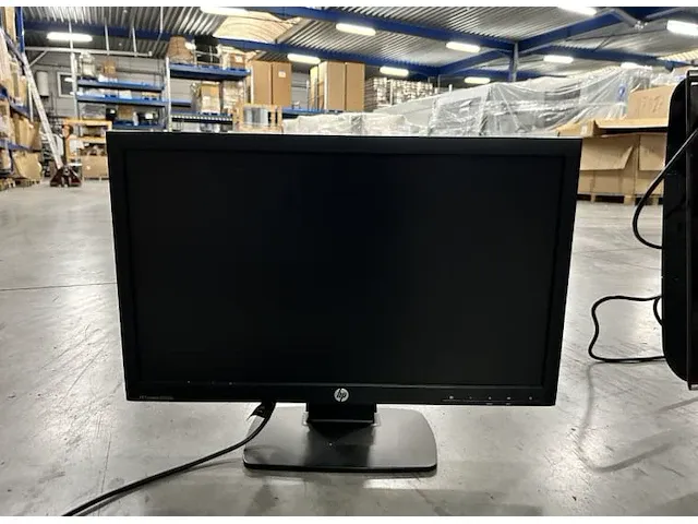 6 monitoren samsung en hp - afbeelding 3 van  9