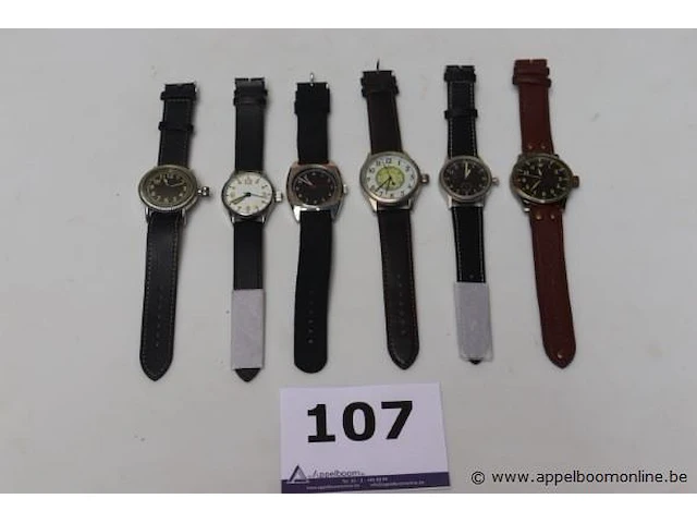 6 nieuwe horloges - afbeelding 1 van  3