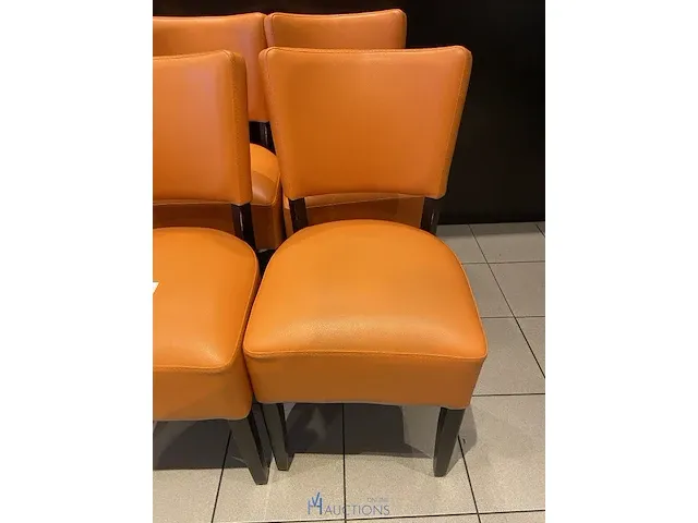 6 oranje bijzetstoelen - afbeelding 2 van  4