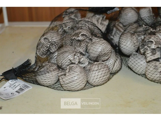 6 pakjes deco mini skulls - afbeelding 2 van  4