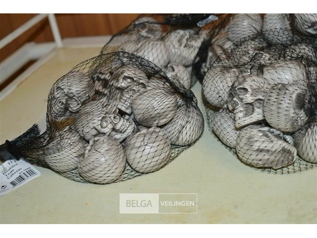6 pakjes deco mini skulls - afbeelding 3 van  4