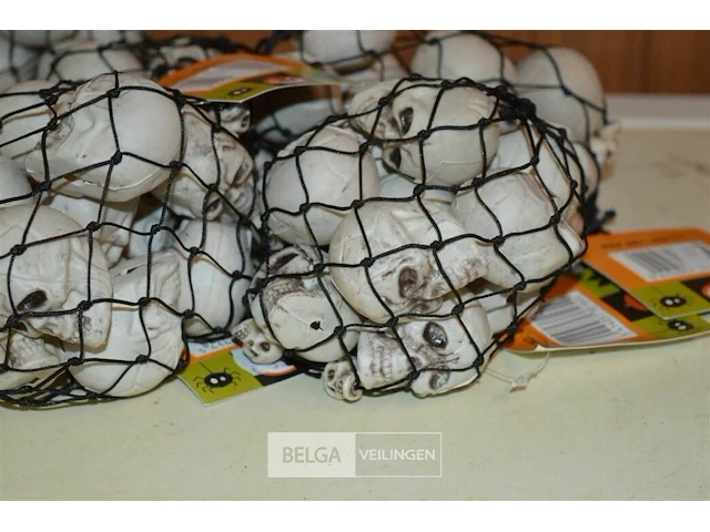 6 pakjes deco mini skulls - afbeelding 2 van  4
