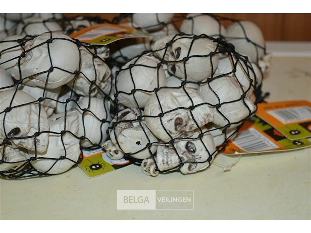 6 pakjes deco mini skulls - afbeelding 2 van  4