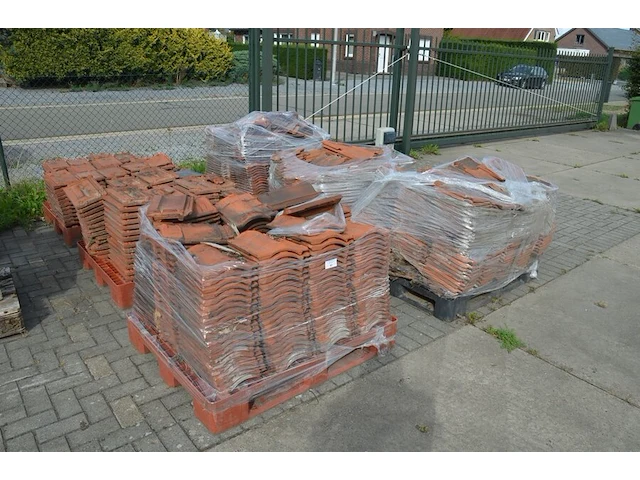 6 paletten dakpannen (zonder pvc paletten) - afbeelding 2 van  8