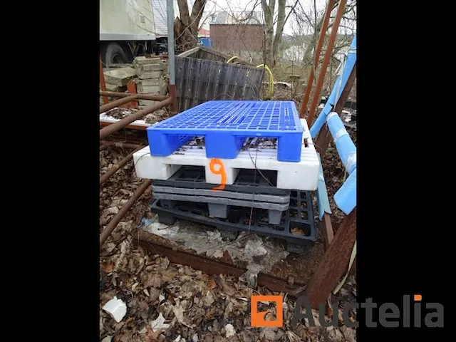 6 pallets pvc - afbeelding 1 van  3