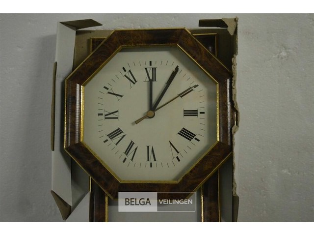 ±6 pendule wandklokken - afbeelding 2 van  4