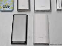 6 powerbanks, zonder kabels, werking niet gekend - afbeelding 3 van  3