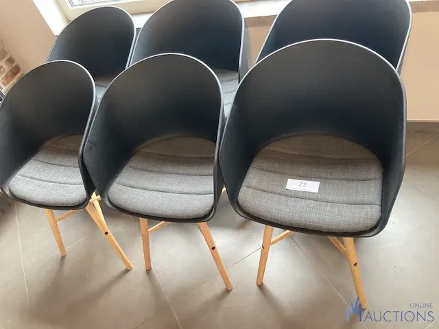 6 pvc kuipstoelen - afbeelding 2 van  3