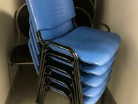 6 pvc stapelstoel - afbeelding 1 van  3