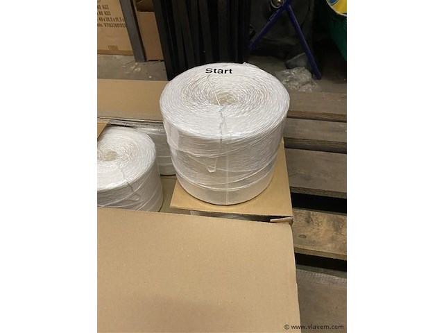 6 rollen touw - afbeelding 1 van  3