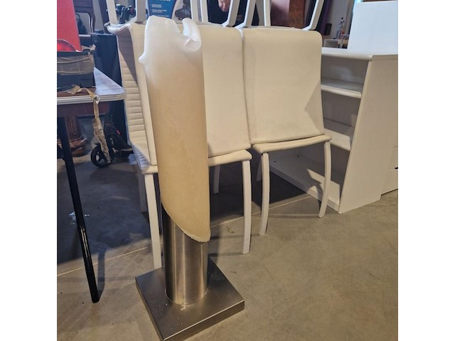 6 stoelen en lot meubels - afbeelding 5 van  5