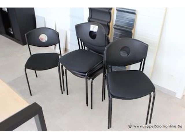 6 stoelen in stof bekleed - afbeelding 1 van  1