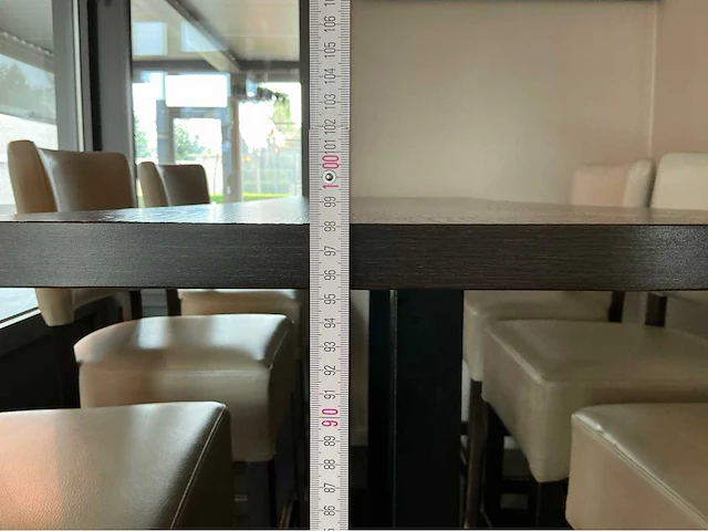 6 stoelen met tafel barmeubel - afbeelding 3 van  5