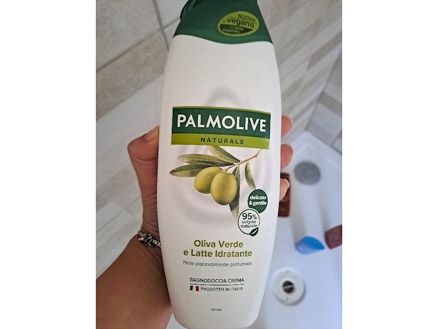 6 stuks - palmolive naturals - groene olijven en hydraterende melk - 500ml - afbeelding 3 van  3