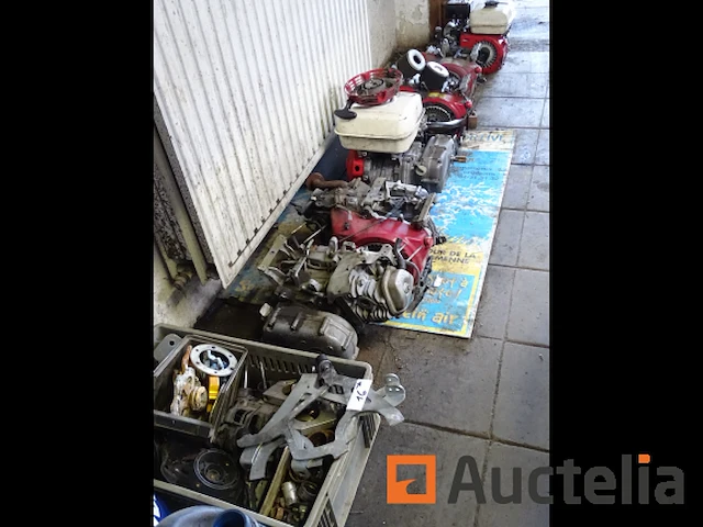 6 te herstellen motoren - 4-takt - afbeelding 1 van  11