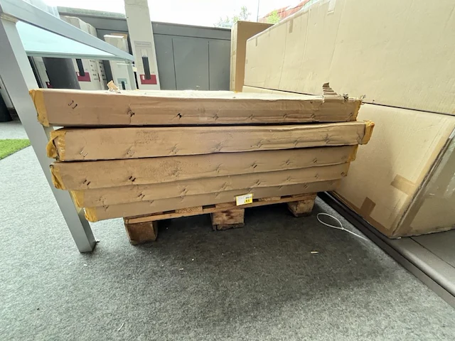6 tuintafels - afbeelding 3 van  4