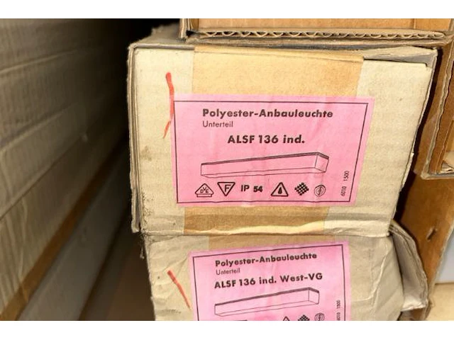 6 verlichtingsarmaturen - afbeelding 3 van  5