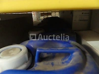 6 waterafstotende jerrycans voor cementmortel - afbeelding 1 van  4