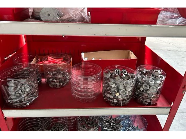 6 würth rekjes met gereedschap - afbeelding 4 van  9