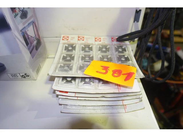 6 x 12 freesbeitels - afbeelding 1 van  1