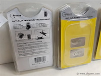 6 x anti slip matje 8 x 15 cm - afbeelding 2 van  2