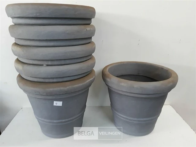 6 x bloempot rond h 31 cm h 32 cm - afbeelding 1 van  3