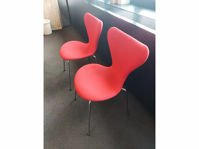 6 x fritz hansen vlinderstoelen rood stof - afbeelding 5 van  11