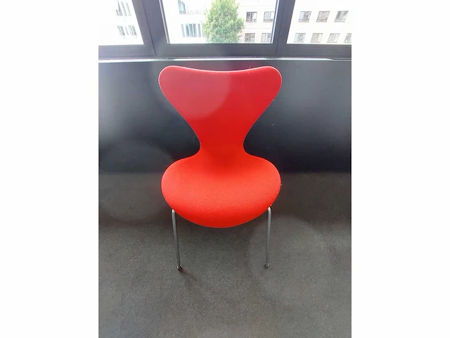 6 x fritz hansen vlinderstoelen rood stof - afbeelding 9 van  11