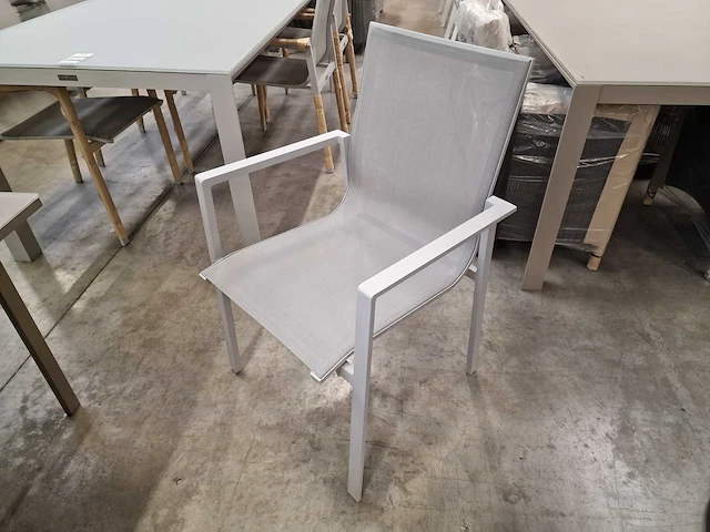 6 x garden prestige alu stapelstoel arosa met mistral grijs mat - afbeelding 6 van  9