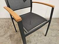 6 x garden prestige alu stapelstoel namur met teak arm antraciet mat - zwart - afbeelding 4 van  4