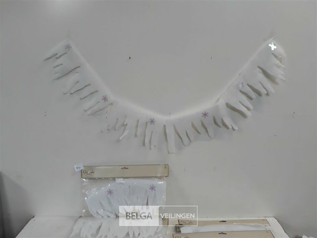 6 x ijspegel guirlande 15 cm x 1 m uit wat - afbeelding 1 van  3