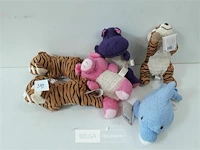 6 x knuffel als badspons mix figuurtjes +/- 20 cm - afbeelding 1 van  3